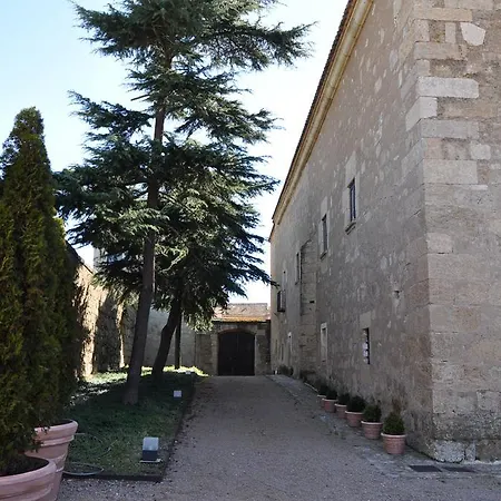 Palacio De Montarco